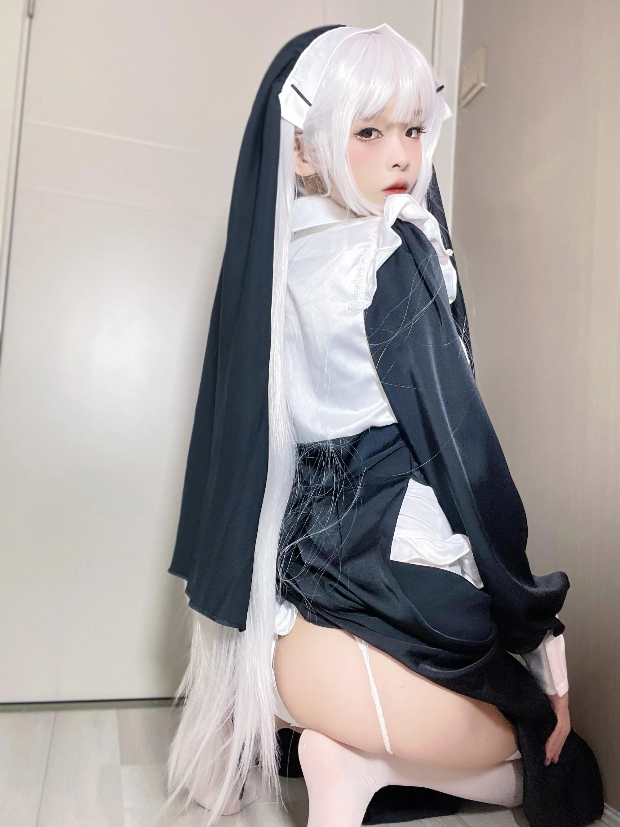 聂傲娇 – NO.006 白毛女神 [23P]插图2